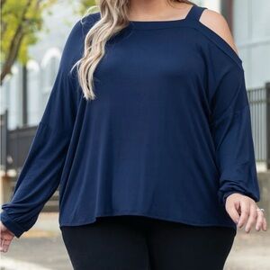 PLUS SIZE !! Ashley Stewart Blue Long Sleeve Cut Out Blouse